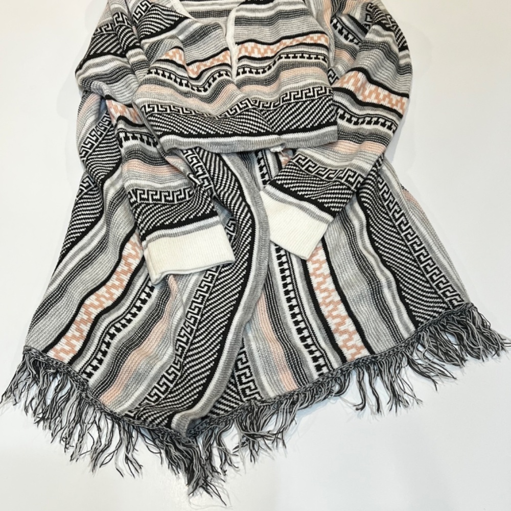 Cato Open Front Draped Fringe Sweater Size L - image 6